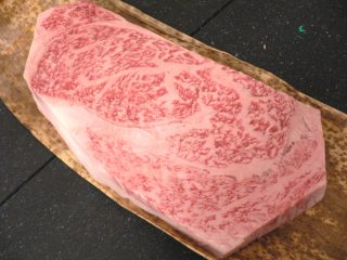 神戸牛リブロースステーキ